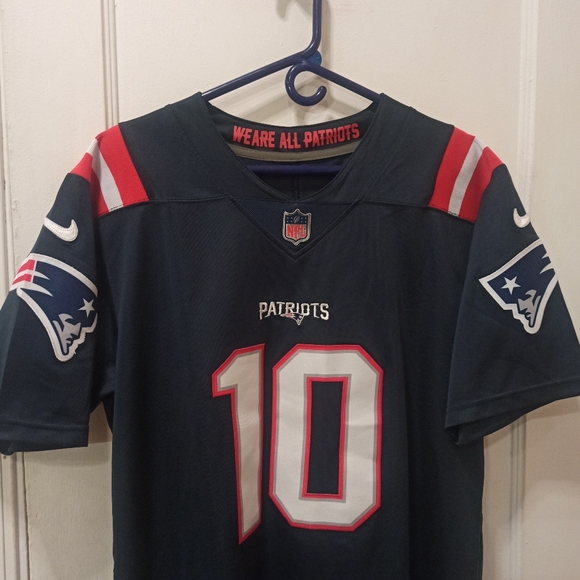 Nike On Field #10  Mac Jones Jersey New England Patriots NFL Size medium - Picture 2 of 15